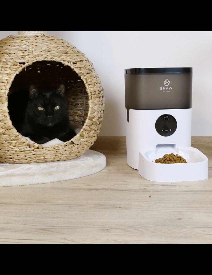 Hranitor automat Smart SHAW® pentru caini si pisici cu Camera Video infrarosu, Aplicatie telefon, Programabil, 4L