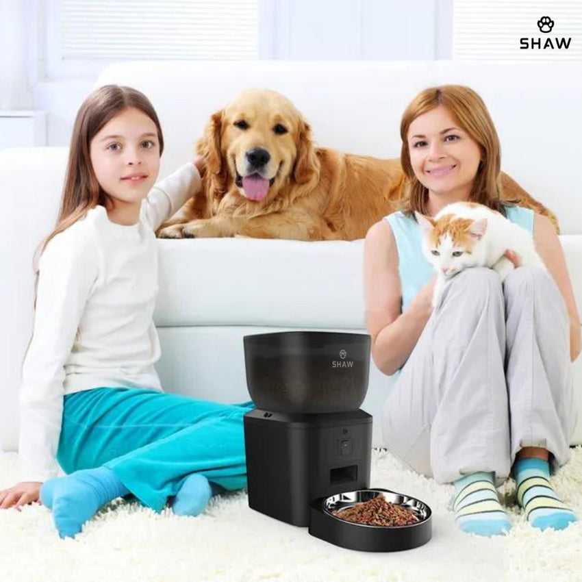 RESIGILAT - Hranitor automat smart SHAW® pentru caini si pisici cu camera reglabila, aplicatie mobila, 4L, programare hranire