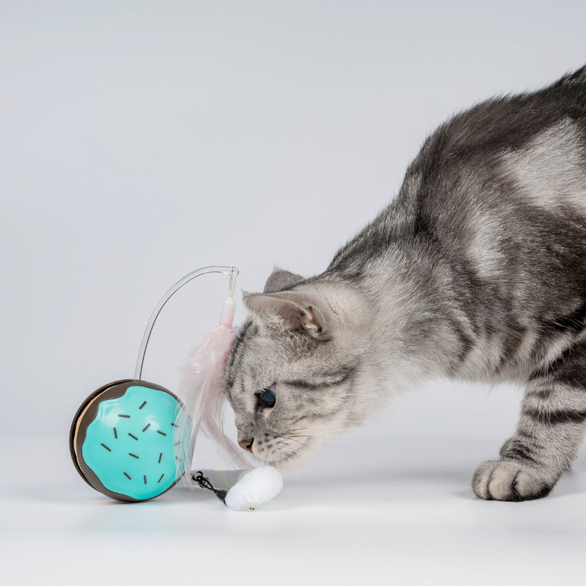 Minge Automata Interactiva pentru Pisici SHAW, Forma de Inghetata, cu Lumina LED si Miscare Aleatorie, Baterie Reincarcabila