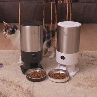 Hranitor automat Smart SHAW® PRO V3 pentru caini si pisici, Aplicatie mobila, Camera video Night Vision, Programare hrana, Alb